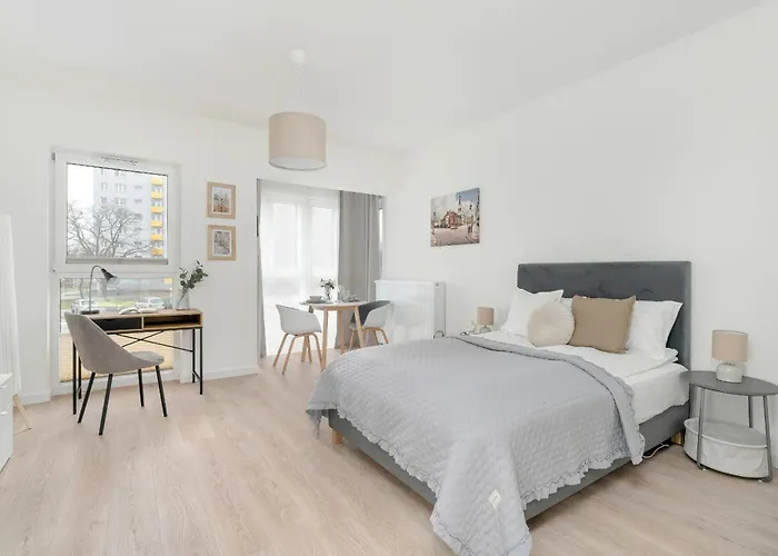 Minimalist Studios Wojciechowskiego With Parking In Poznan By Noclegi Renters