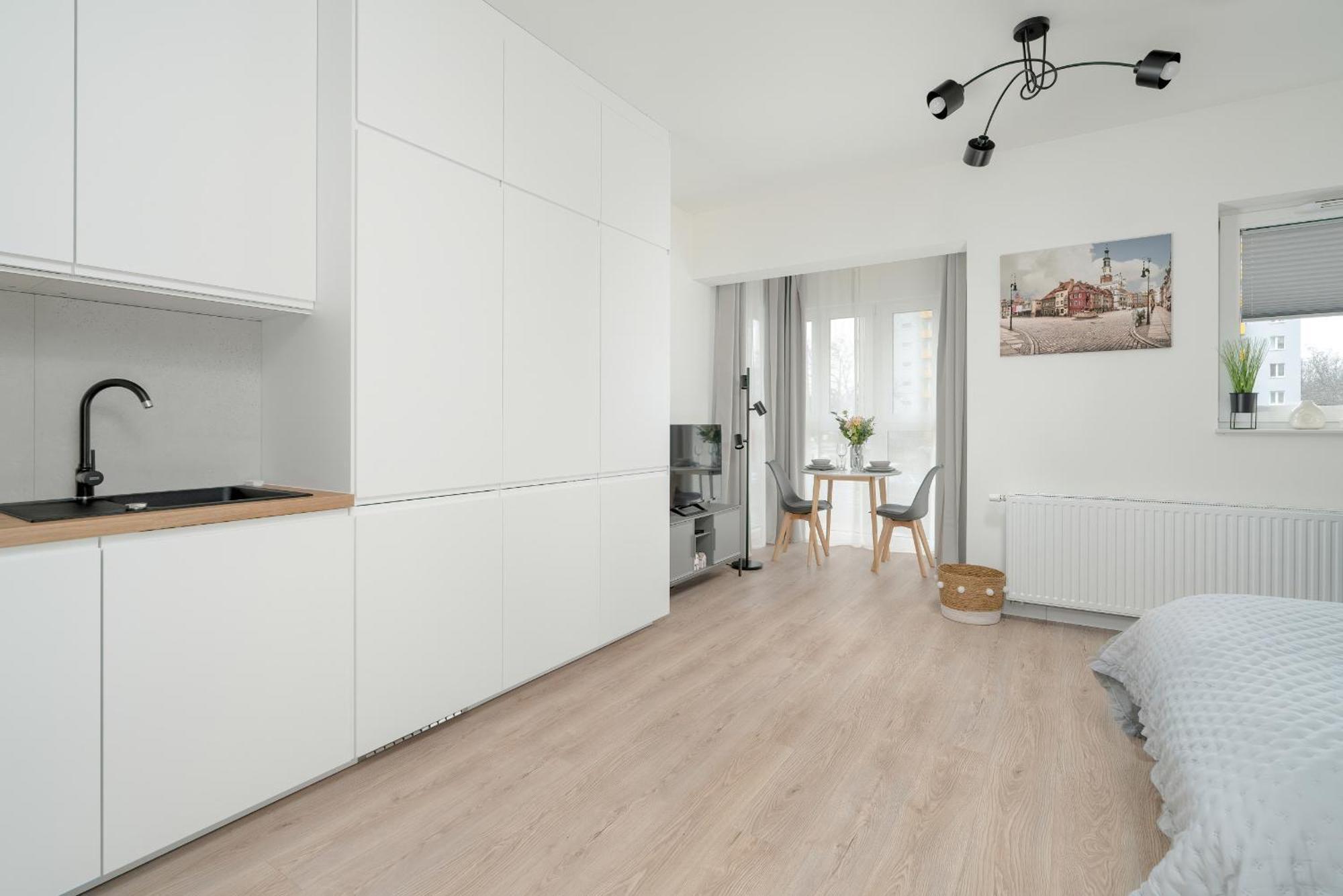 Apartament Minimalist Wojciechowskiego With Parking In By Renters *
